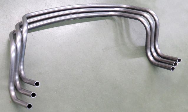金属家具的Eletric CNC管弯管的图像